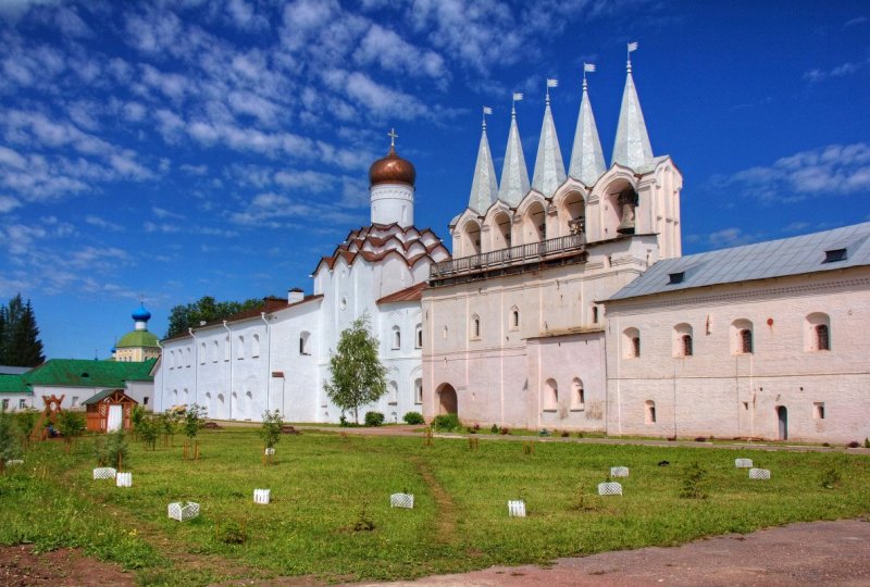 Тихвинский монастырь