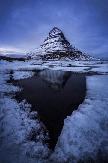 Гора Киркюфелл, Исландия.