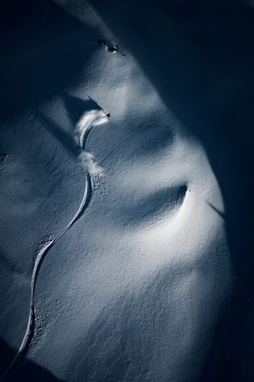 2 место. Тень лыжника. Автор фото: oberschneider.com.