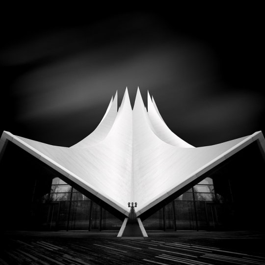 Архитектура Дубая и Шанхая в фотографиях Йенса Ферстерра - №13