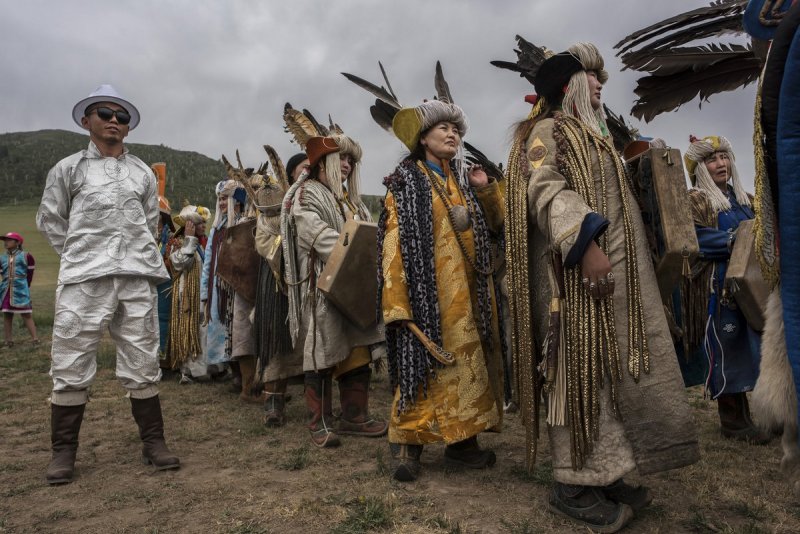 Фоторепортаж: шаманские ритуалы Монголии - №11