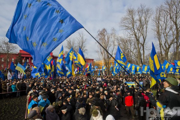 Новости в фотографиях - Украина. ЕвроМайдан 2013 - №4
