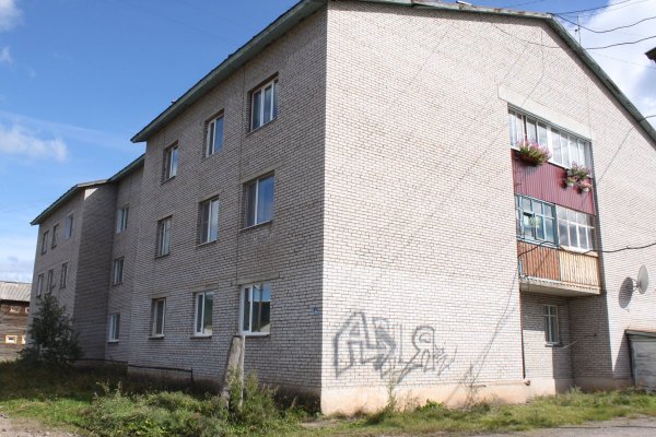 Первый каменный трёхэтажный дом в городе Киренске