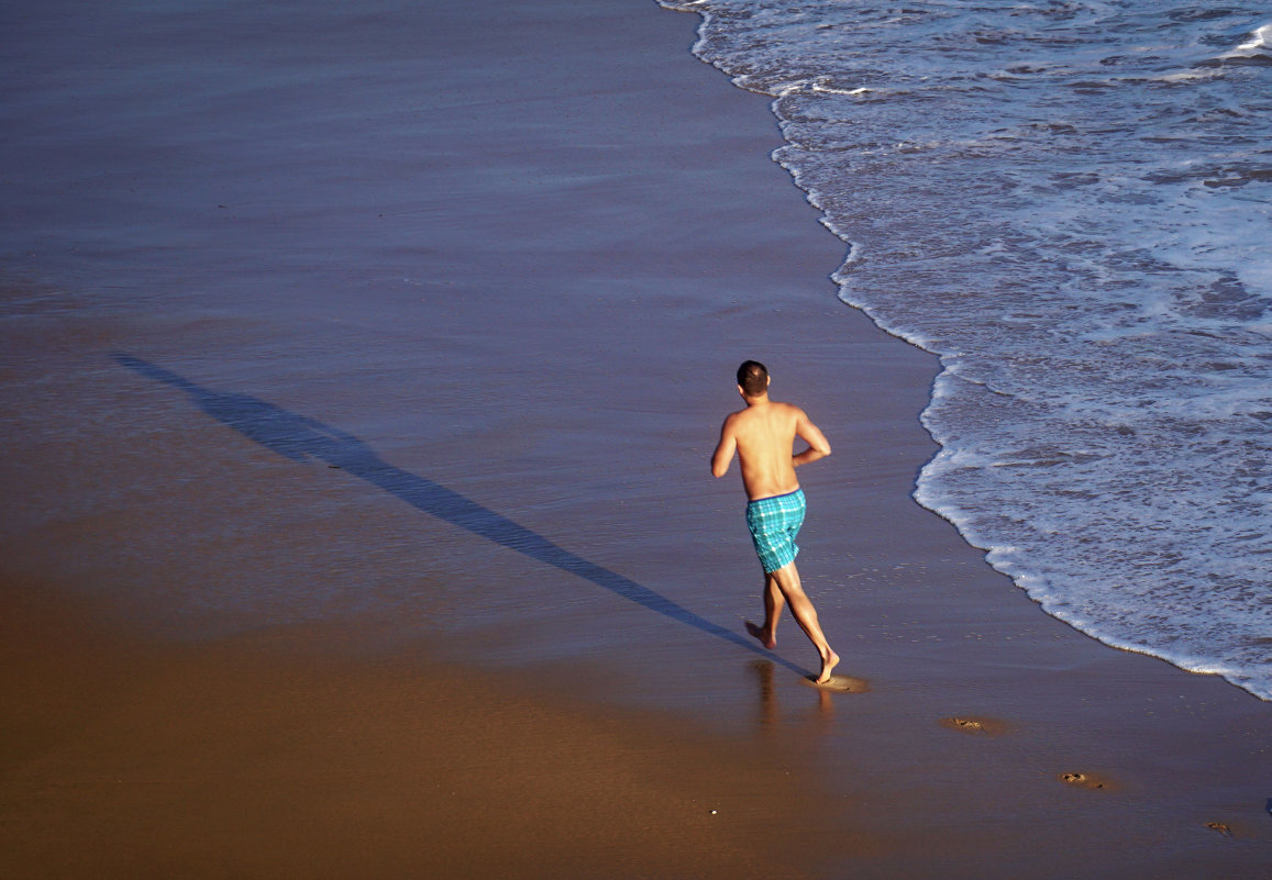 Наперегонки с тенью... - Арина 