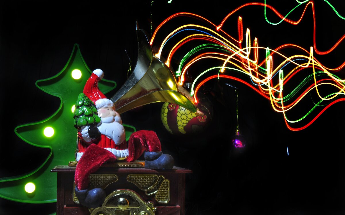 Новогодняя мелодия - Vladimir Новогодняя мелодия - Vladimir