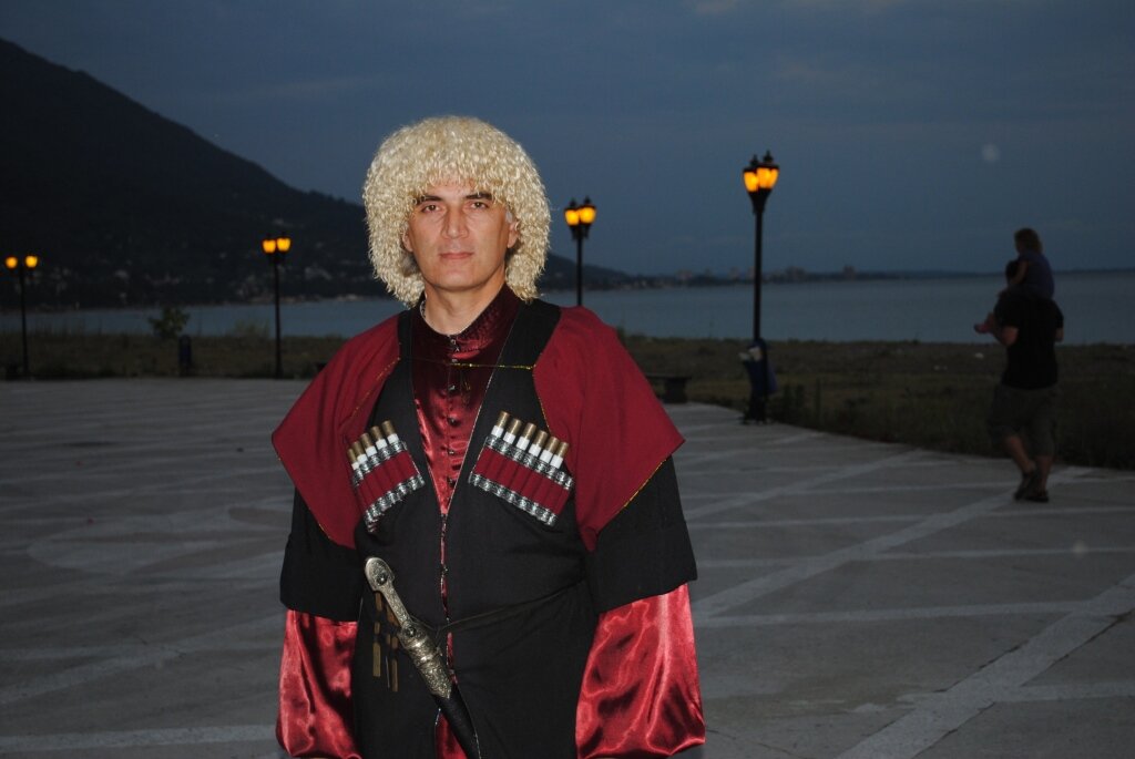 Потомок древнего народа убыхов. - Владимир 