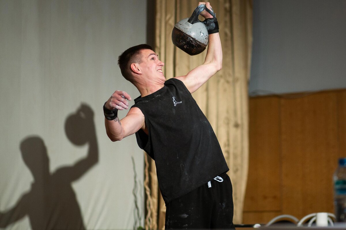 выше сильнее быстрее - Юрий 