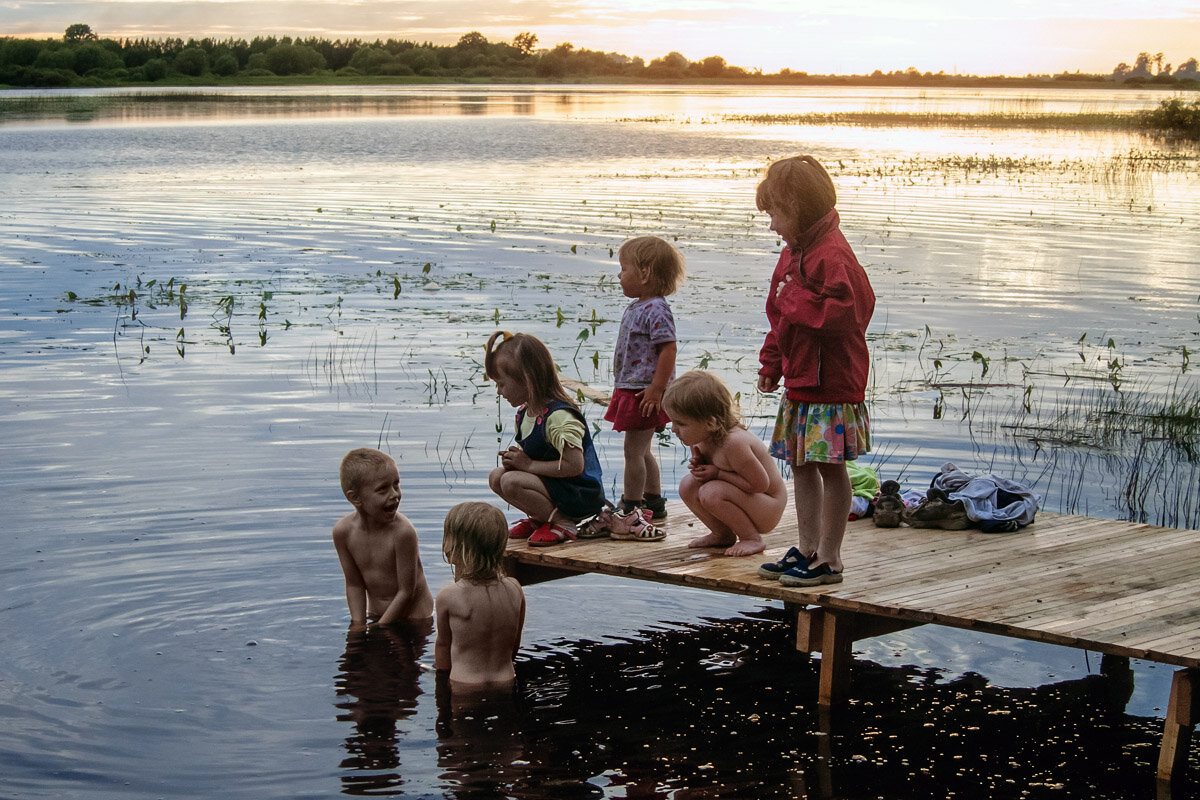 Любопытные девчёнки. А у мальчиков все не так... - Gen Kor