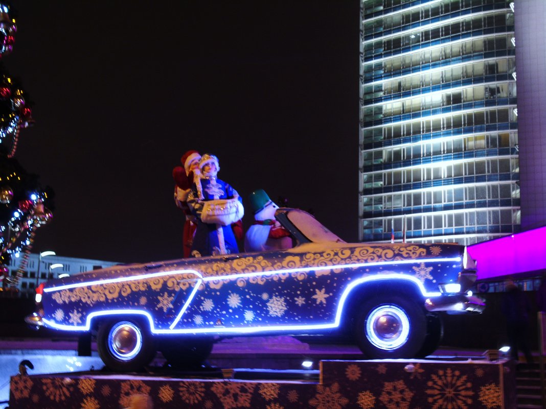 В гости - Лёля Хромова