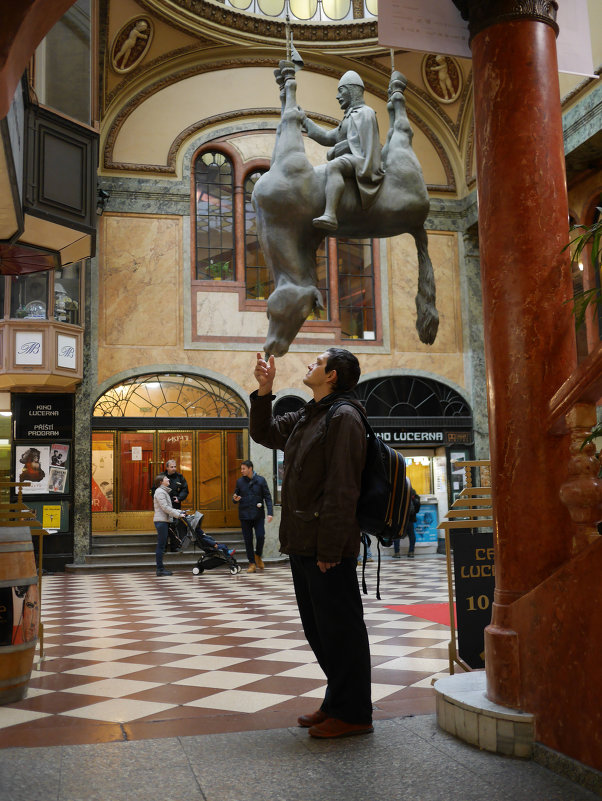 Фото с памятником - Ольга Долбилина Фото с памятником - Ольга Долбилина