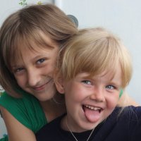 Сестрёнки :: Лариса Елисеева