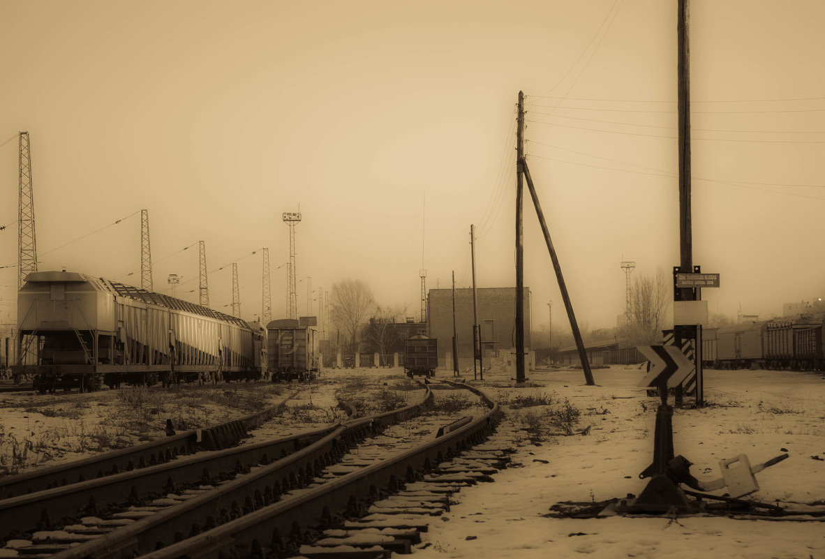 На распутье дорог - Yuriy Puzhalin На распутье дорог - Yuriy Puzhalin