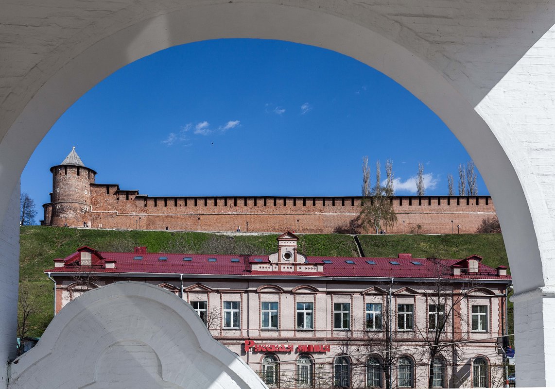 Спрячь за высоким забором девчонку.. - игорь щелкалин Спрячь за высоким забором девчонку.. - игорь щелкалин