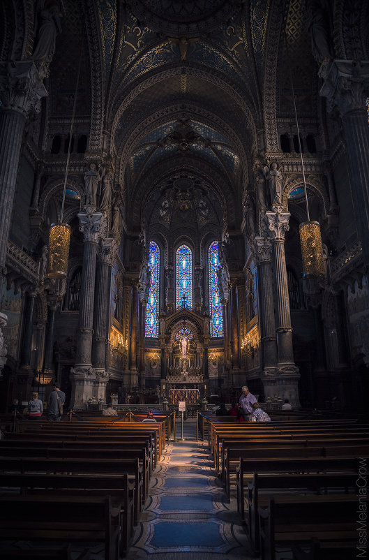 La Basilique Notre Dame de Fourvière - MissMelania Crow