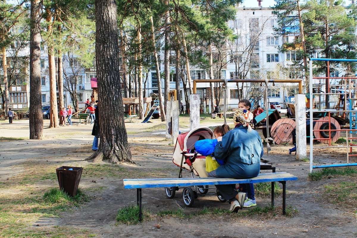 Детская площадка МЖК. - Олег Афанасьевич Сергеев