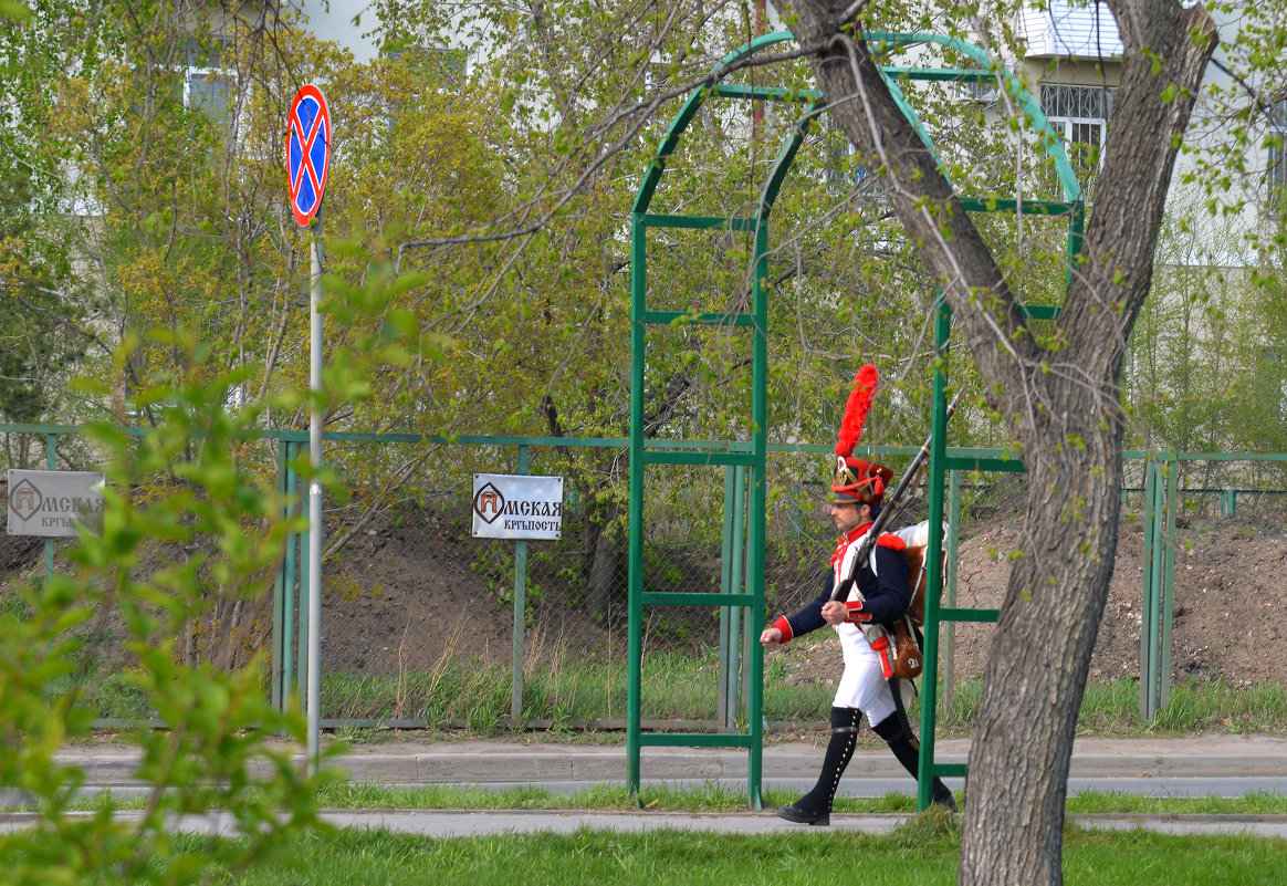 По пути в Омскую крепость - Дмитрий Иванцов