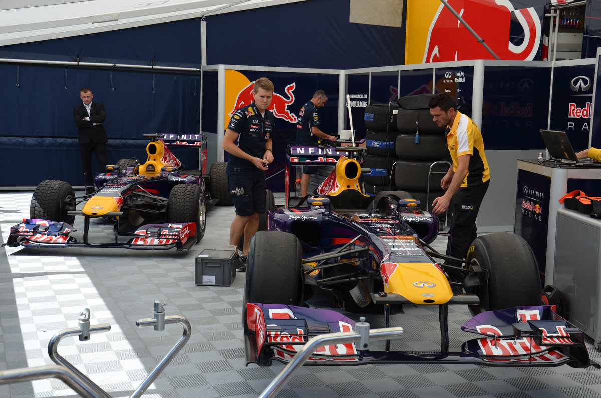 Red Bull RB7 - Александр Люликов