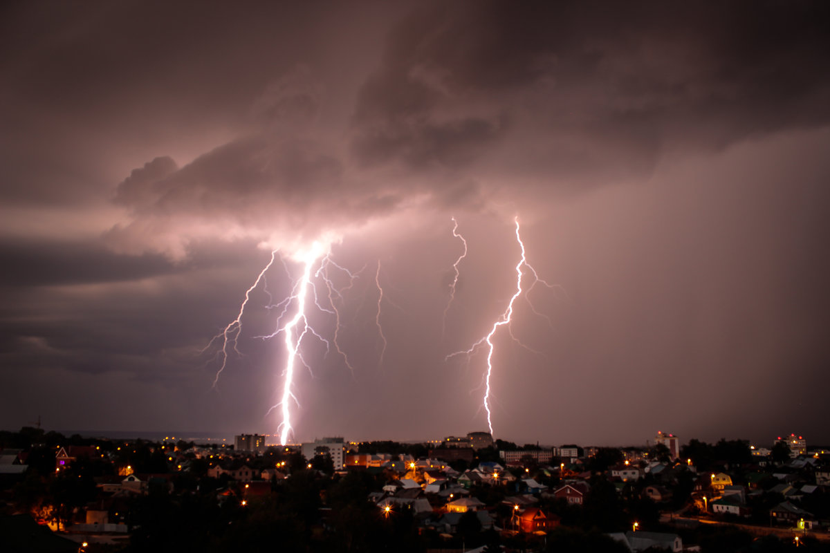 Гроза в городе - Даша Мягкая