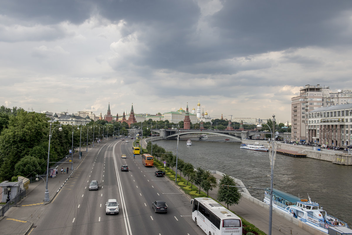 Пейзаж города Москвы.. - Павел Путято