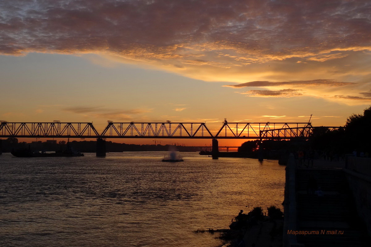 Закат на набережной Новосибирска - Маргарита N