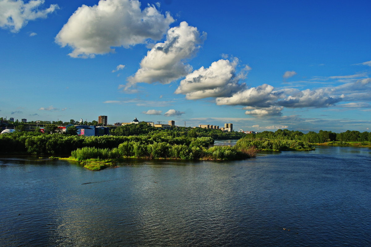 Вид Красноярска с вантового моста. - Владимир Михайлович Дадочкин Вид Красноярска с вантового моста. - Владимир Михайлович Дадочкин