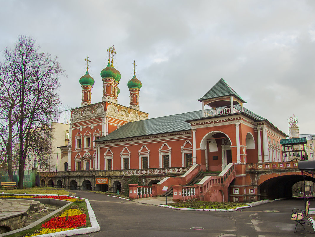 Высоко Петровский монастырь - Марина Назарова