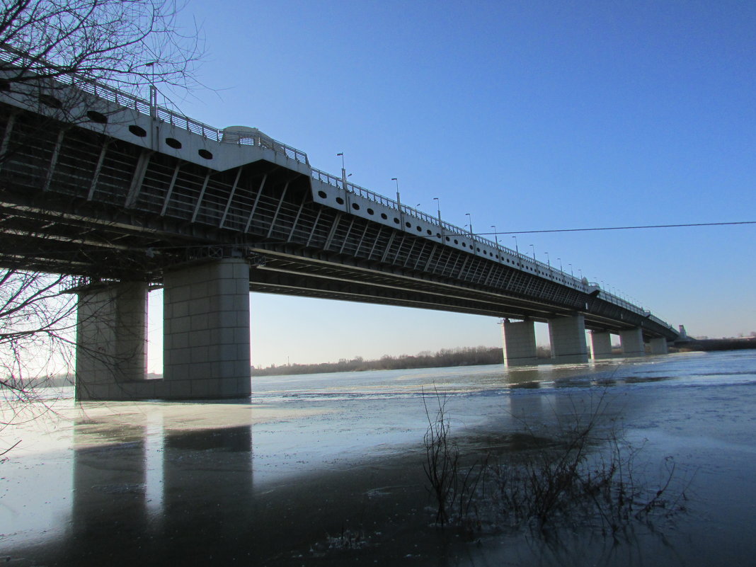 Метромост - раиса Орловская