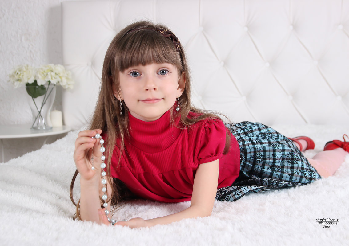 * - Олька Никулочкина