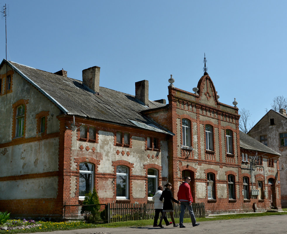 *** - Александр Крылов