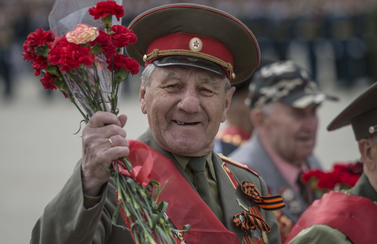 * - Дмитрий Иванов