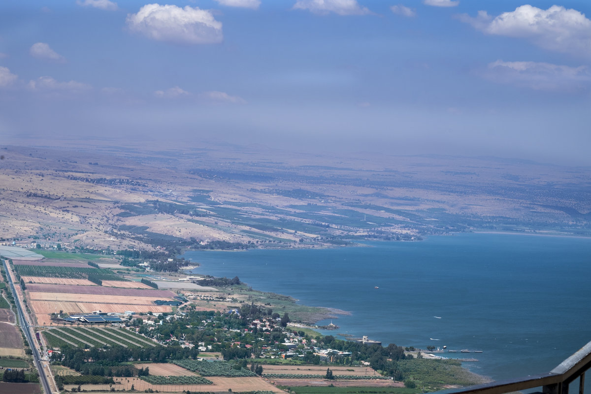 Вид с горки - Александр Деревяшкин