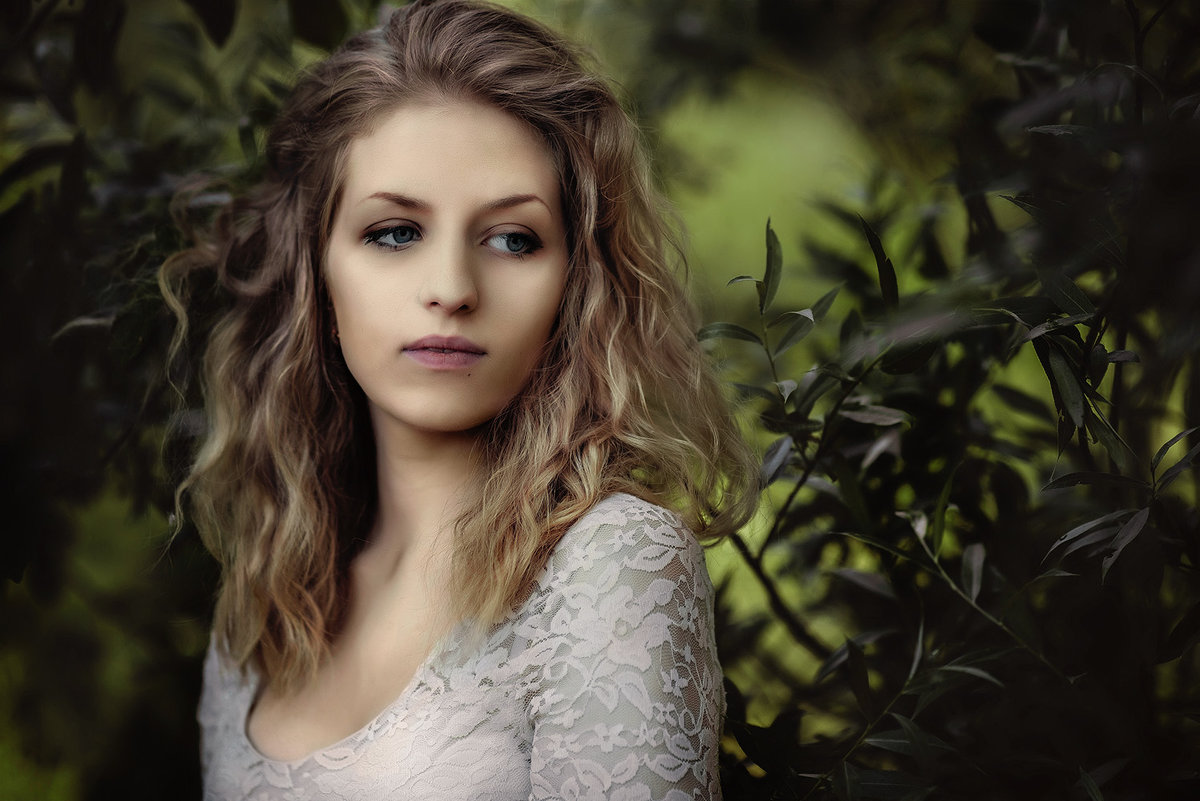 *** - Олег Обухов