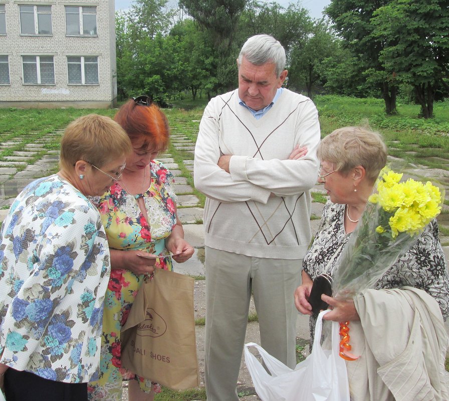 А вот это - кто? - Михаил Попов