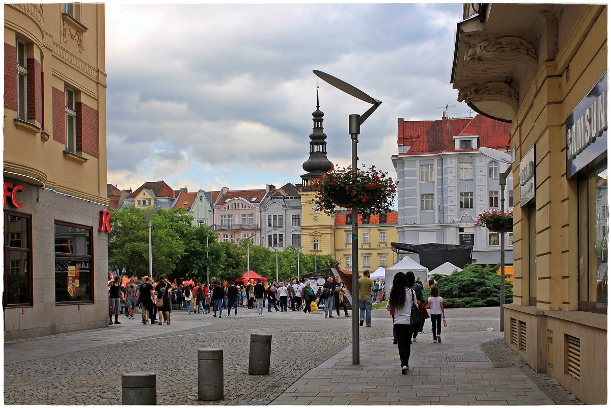 COLOURS OF OSTRAVA - мультижанровый международный музыкальный фестиваль - по улочкам Остравы... - Dana Spissiak