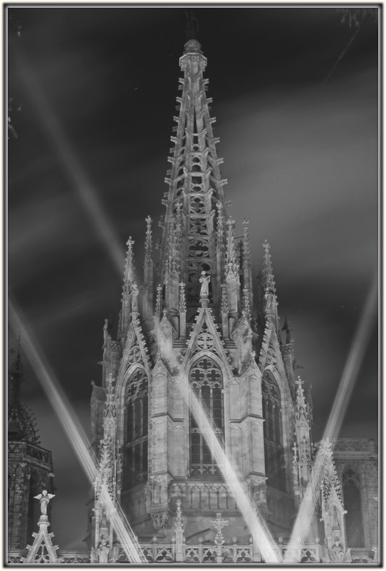 Шпиль. - Андрей Воскобойников Шпиль. - Андрей Воскобойников