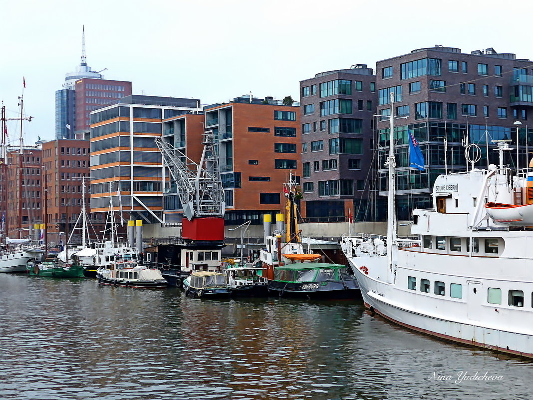 Hamburg. Speicherstadt - Nina Yudicheva