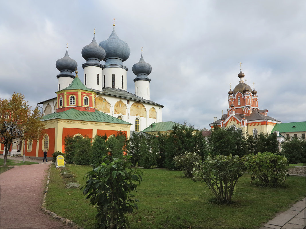 Тихвинский мужской монастырь - Наталья 