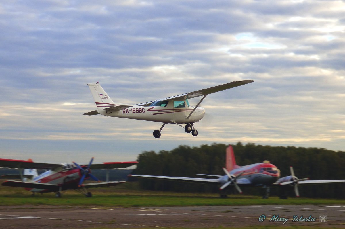 Вечерний полёт Cessna 172. - Alexey YakovLev