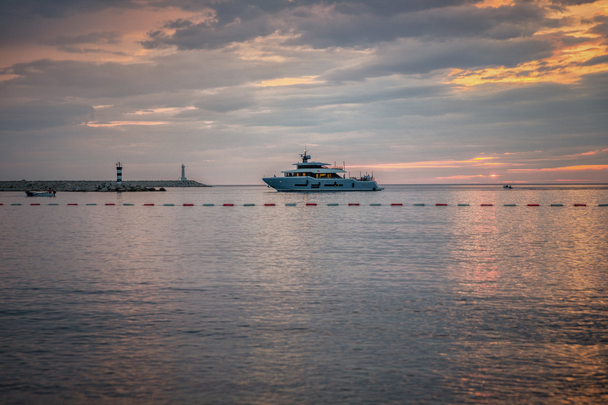Закаты разные нас манят... - Татьяна Калинкина