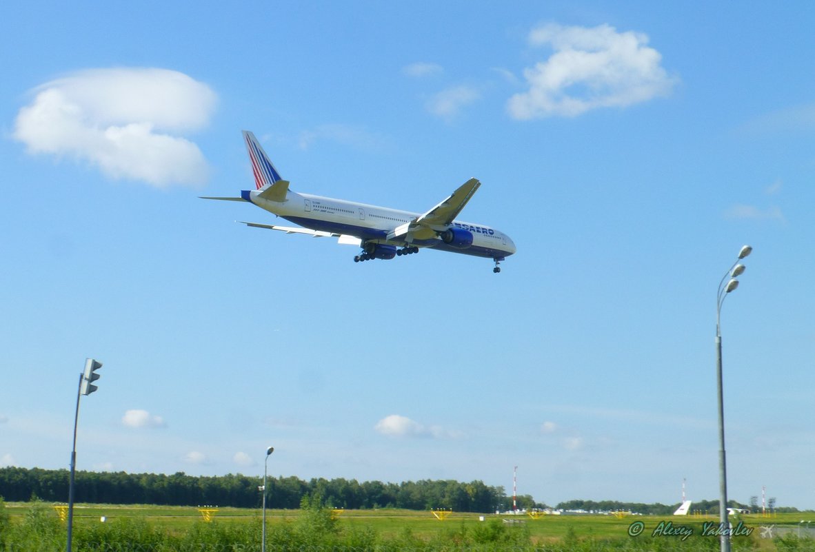 Boeing 777 скоро посадка - Alexey YakovLev