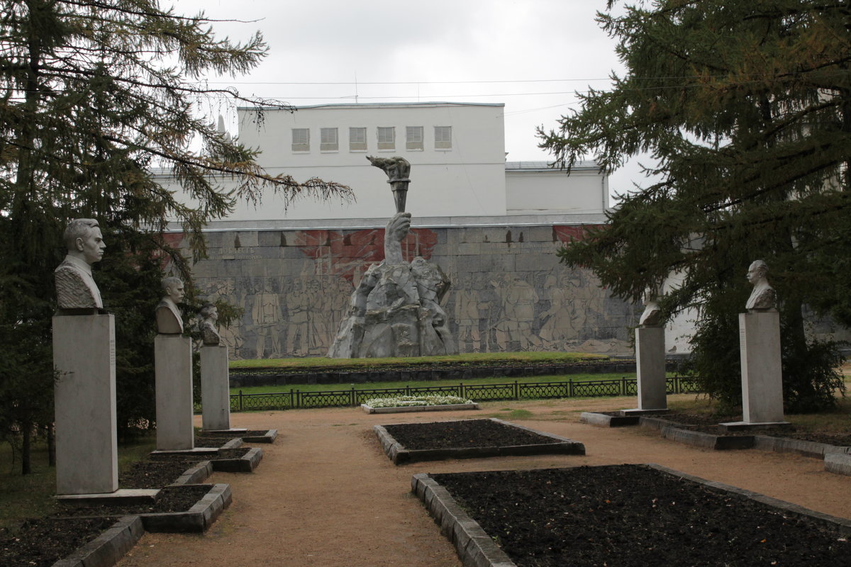 Новосибирск - Олег Афанасьевич Сергеев