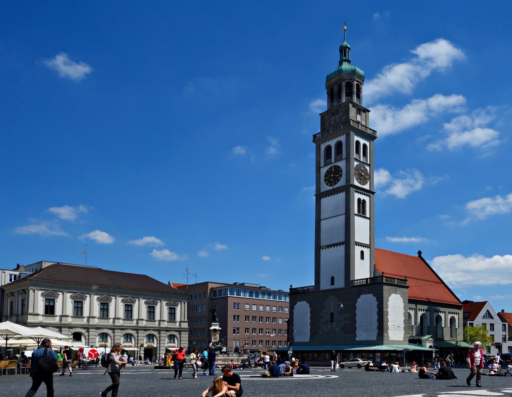 Augsburg - Пе́рлахтурм — 70-метровая башня на Ратушной площади  Аугсбурга - Galina Dzubina