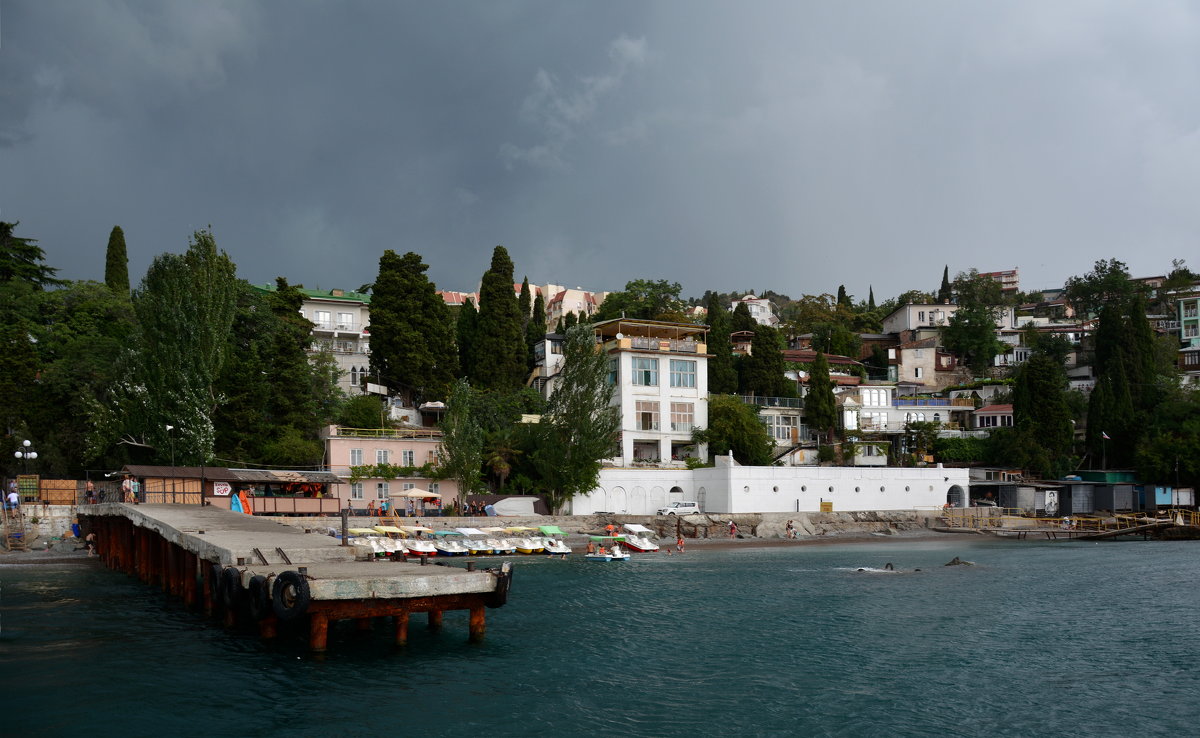 У гурзуфского причала - Наталья Покацкая У гурзуфского причала - Наталья Покацкая