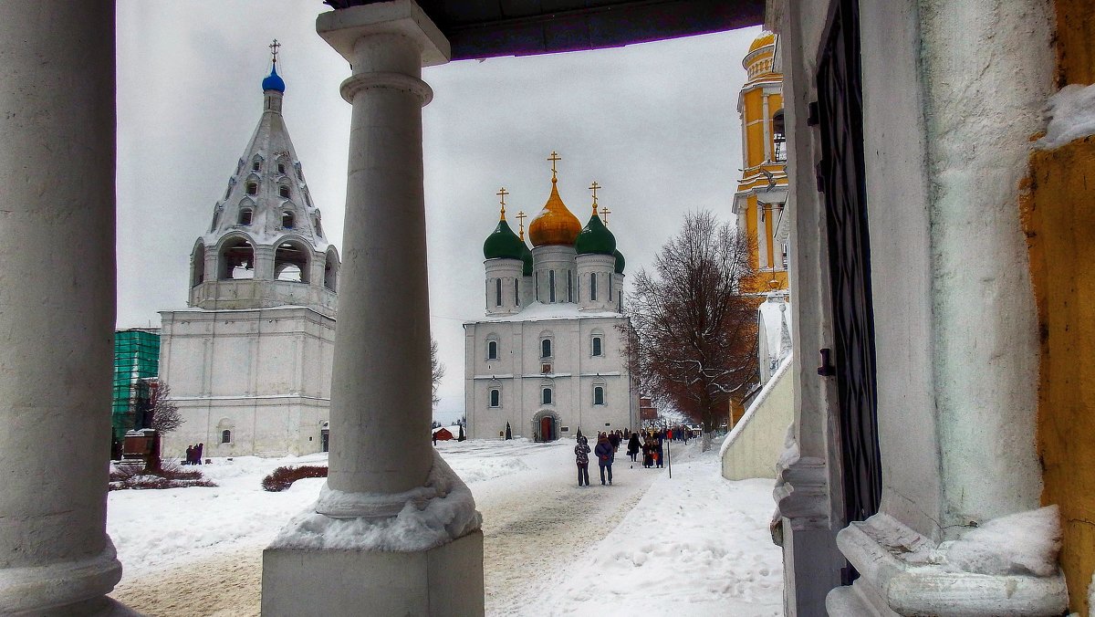 В Коломенском Кремле. - Лара ***