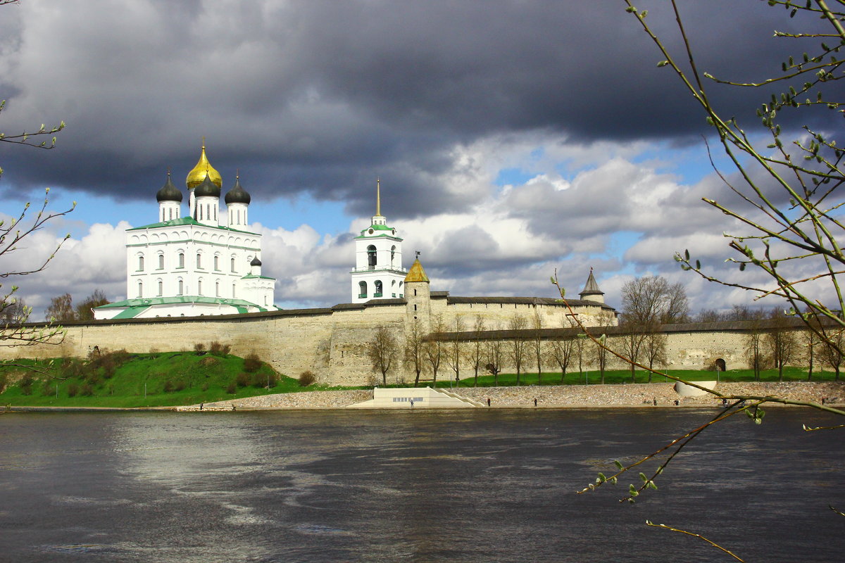 Перед грозой - Татьяна Латышева