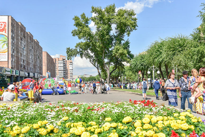 Городская улица - юрий Амосов