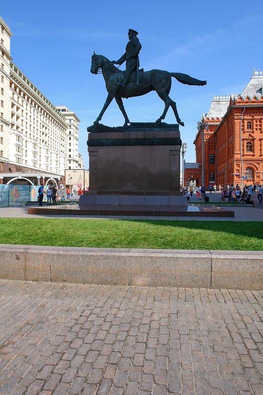 Памятник Г.К. Жукову. - Александр Романов 