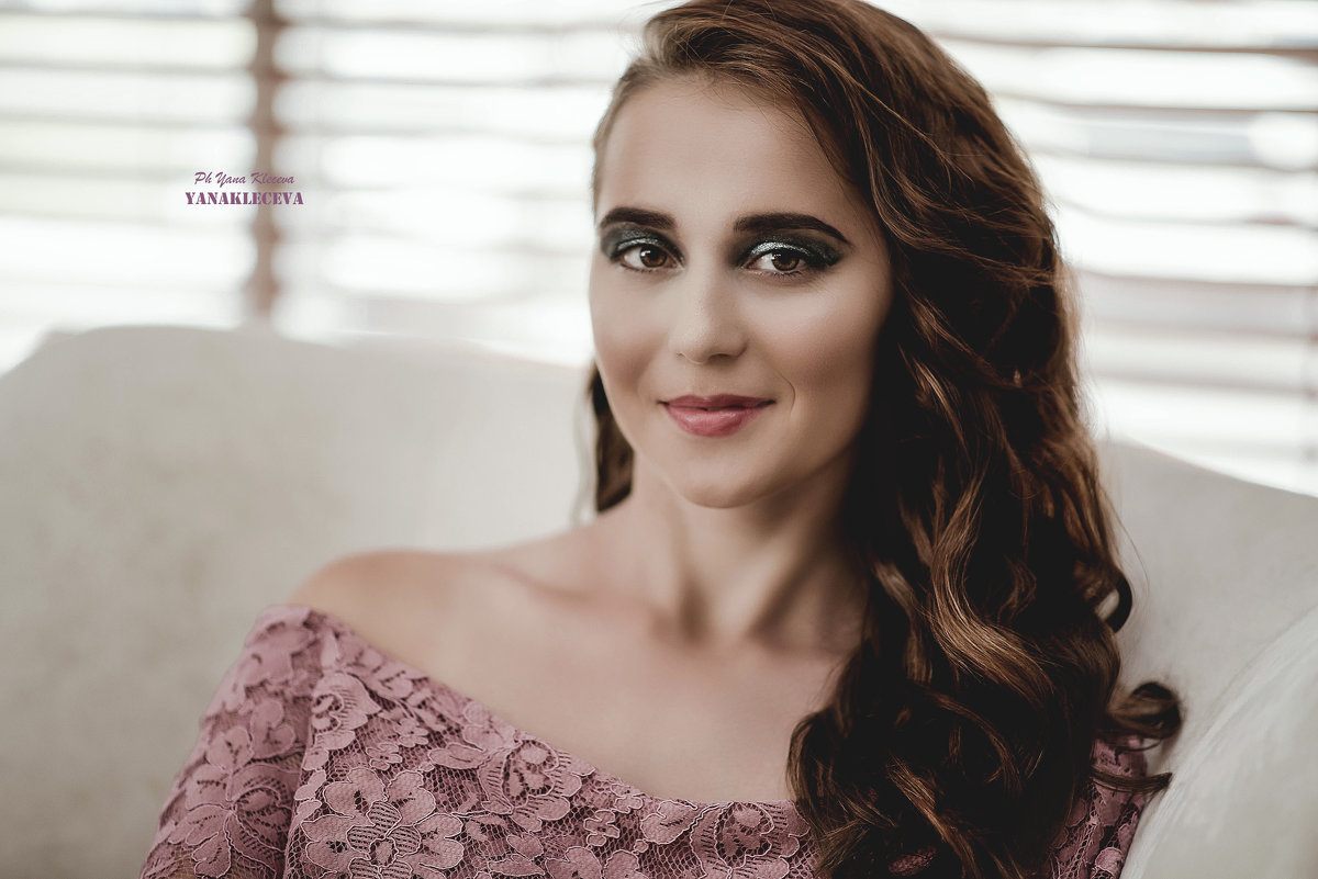 портрет - Яна Клёцева портрет - Яна Клёцева