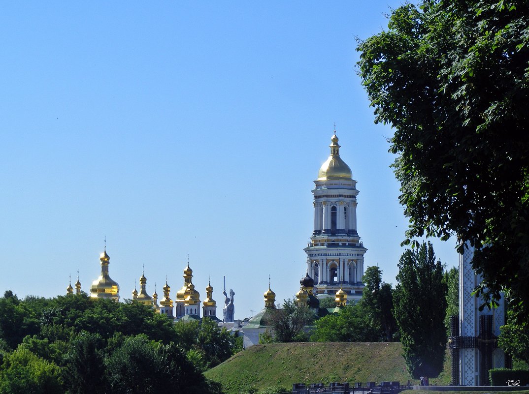 Лаврские купола. Киев - Татьяна Ларионова