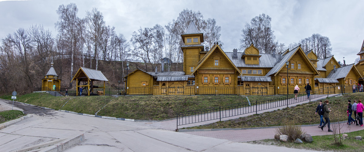 2018.05.01_8052-54 Городец.Город Мастеров  панорама 1280 - Дед Егор 